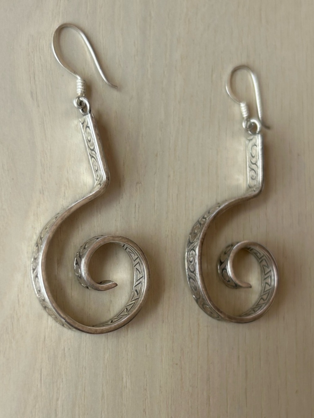 Vintage 950 Silver Artisan Tribal Etched Spiral Earrings Quirky Unique